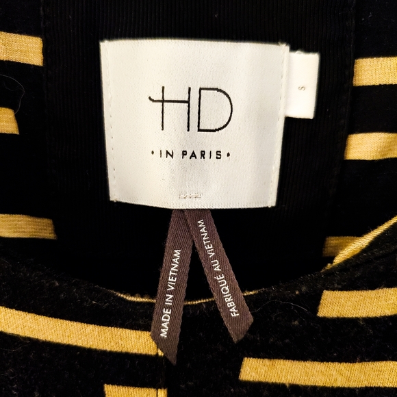 Black and Tan, long-sleeved dress - Picture 5 of 6